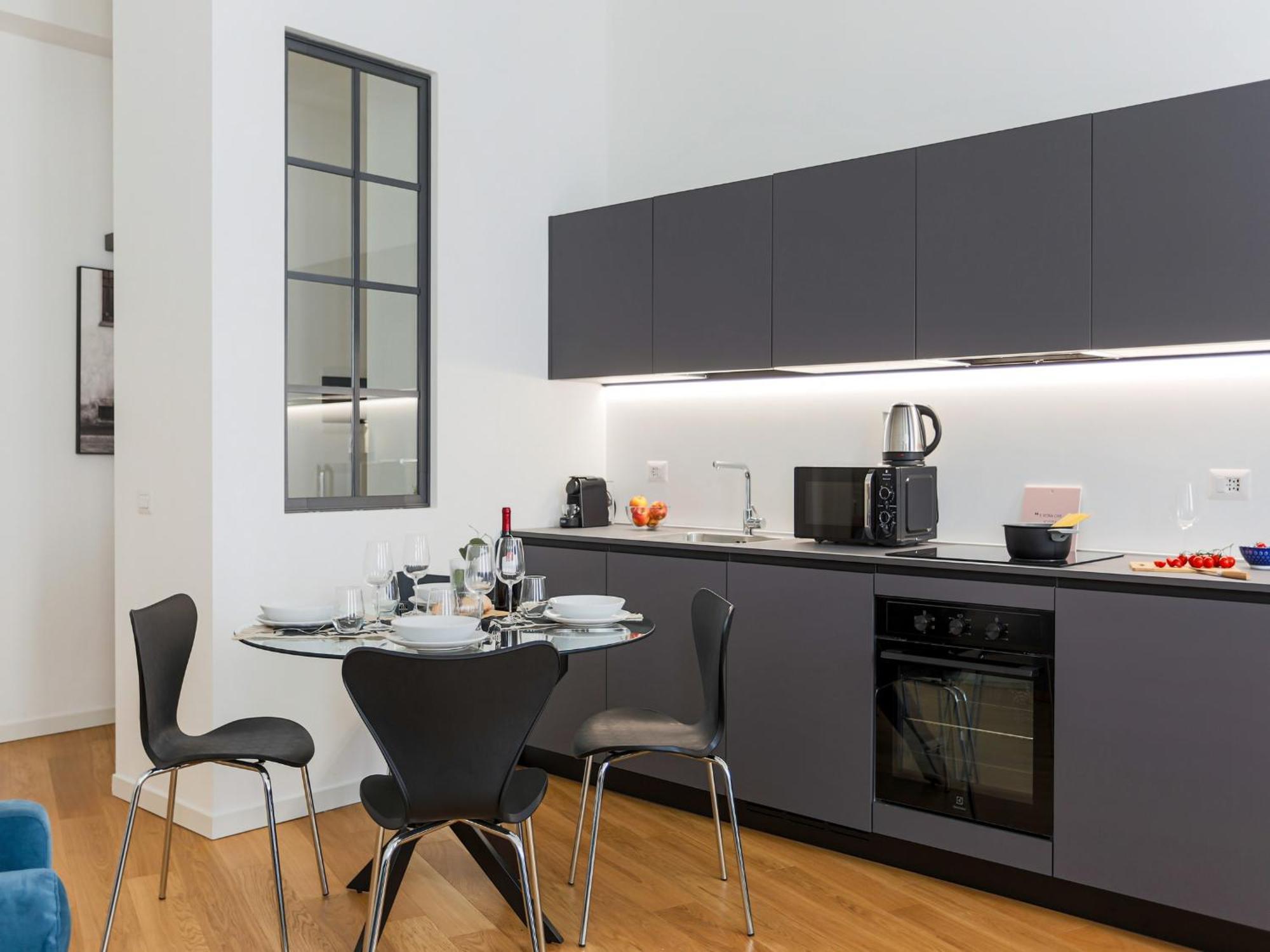 The Best Rent - Modern One Bedroom Apartment In San Babila Milano Exterior foto