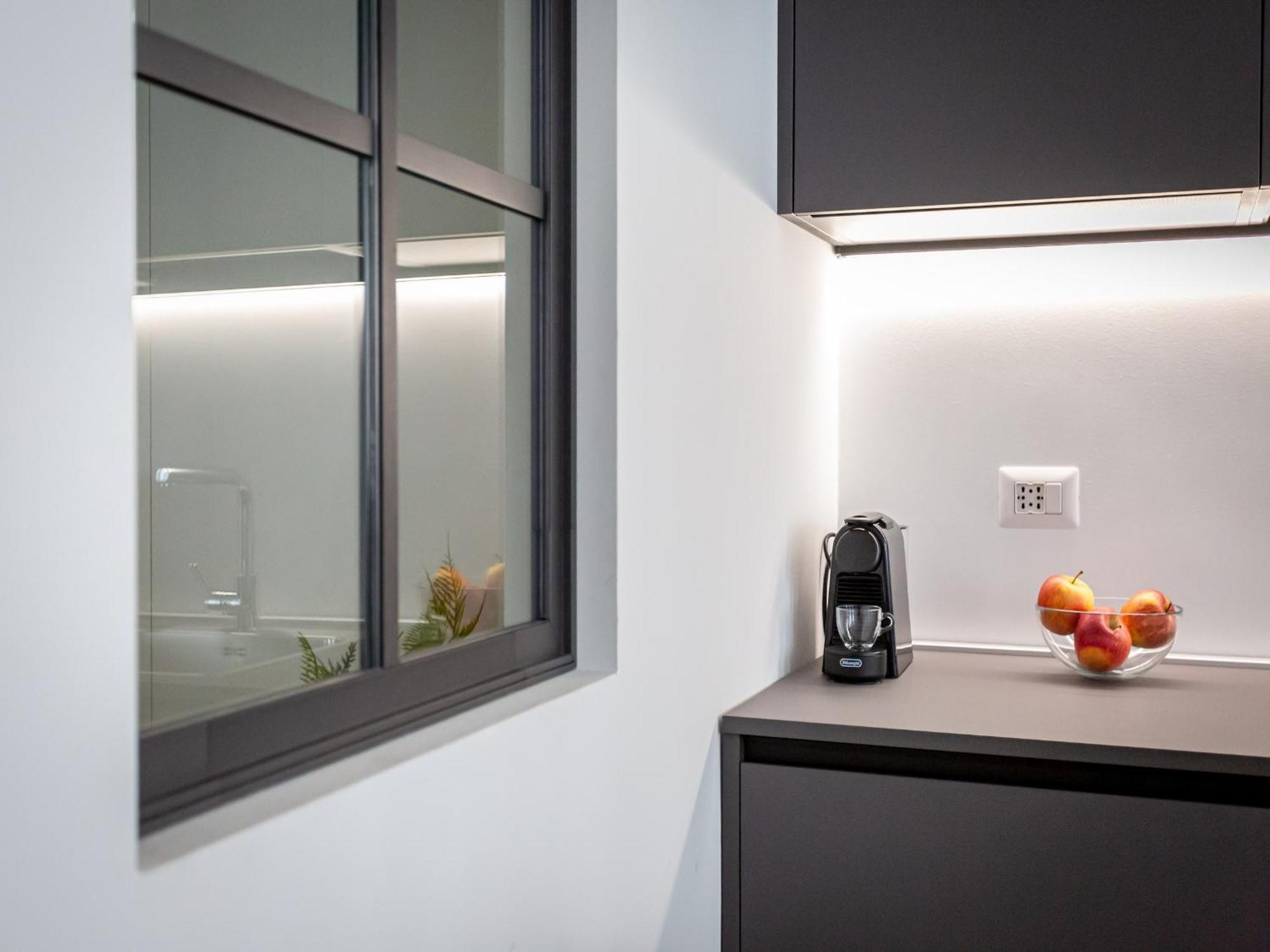 The Best Rent - Modern One Bedroom Apartment In San Babila Milano Exterior foto