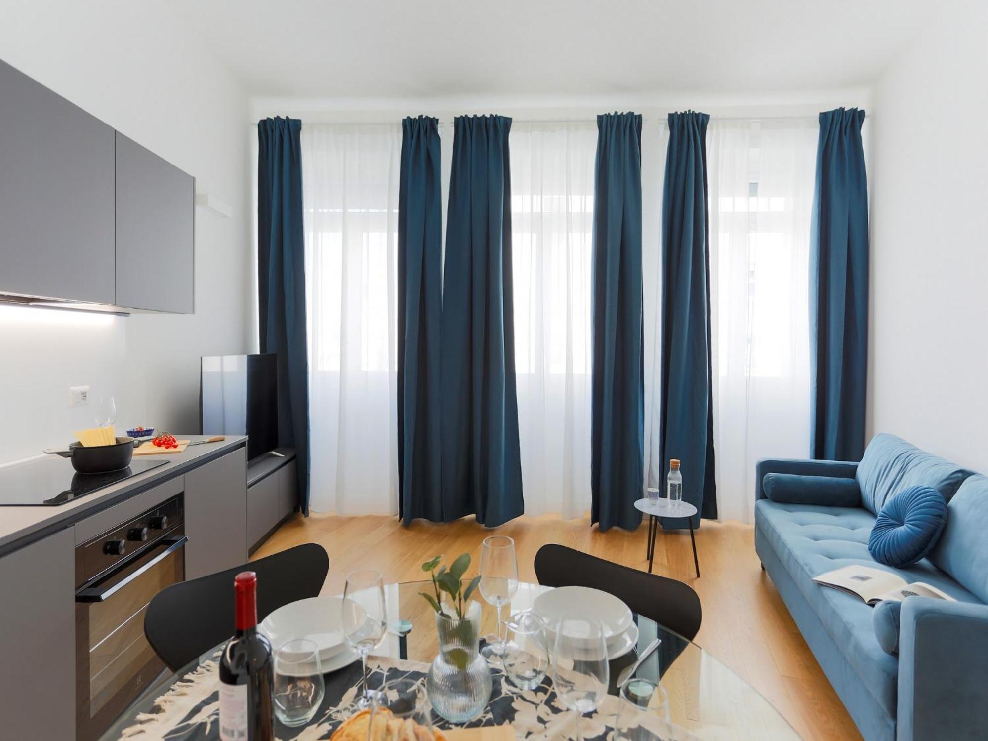The Best Rent - Modern One Bedroom Apartment In San Babila Milano Exterior foto