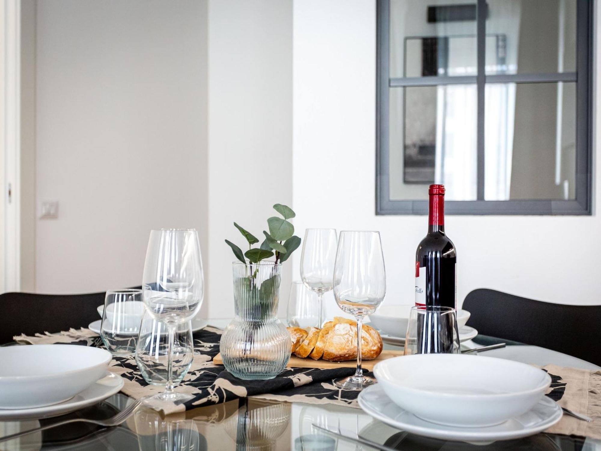 The Best Rent - Modern One Bedroom Apartment In San Babila Milano Exterior foto